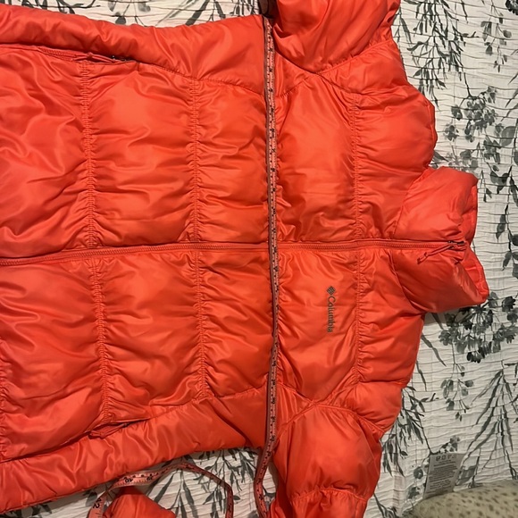 Packable puffer jacket - Picture 5 of 7